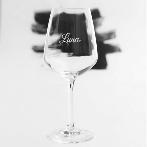 gegraveerd wijnglas